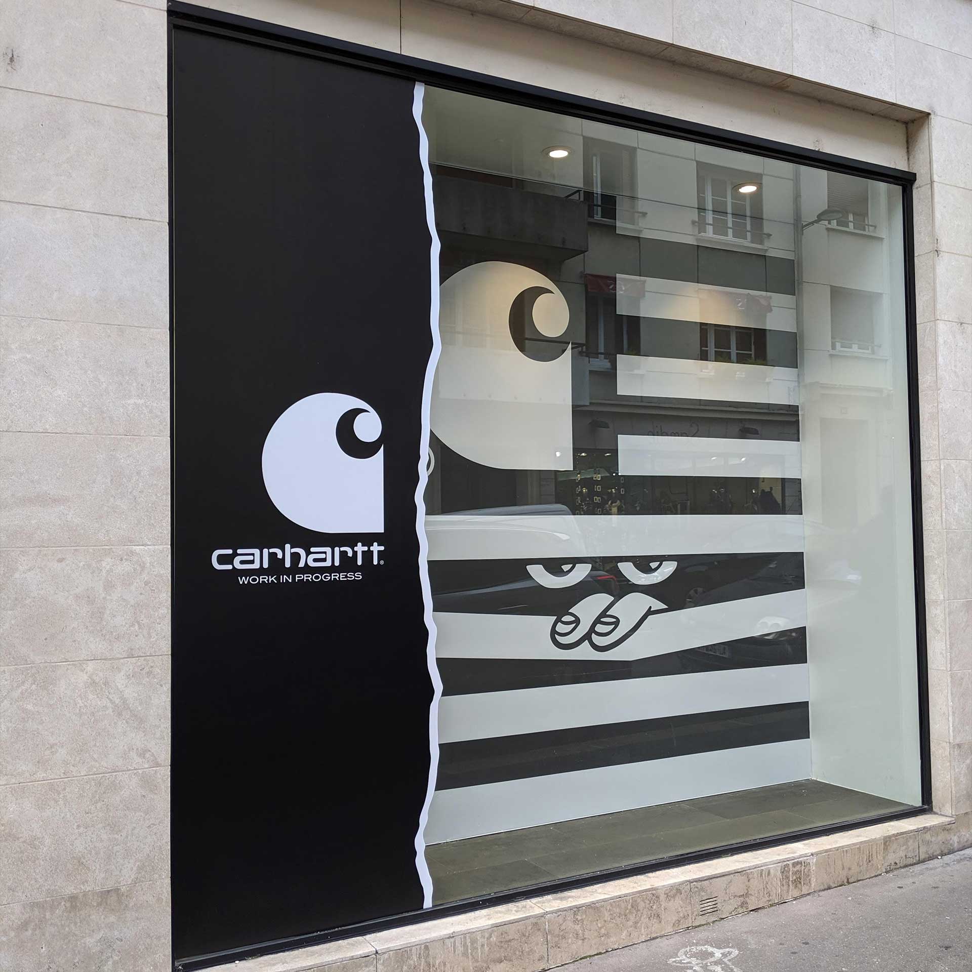 Adhésif de décoration pour une vitrine Carhartt WIP à Orléans